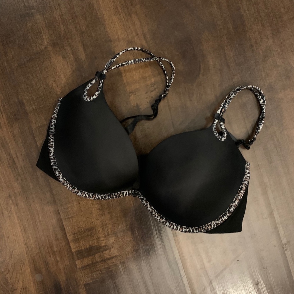 Victoria’s Secret SLT Push-Up Bra | 34DD